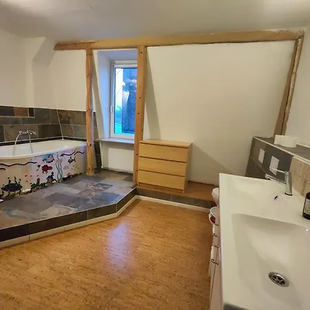 Grosszuegige Nahe Berlin Apartament