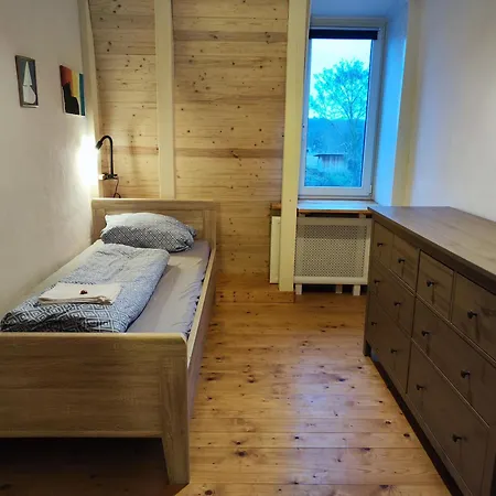 Grosszuegige Nahe Berlin Apartament *