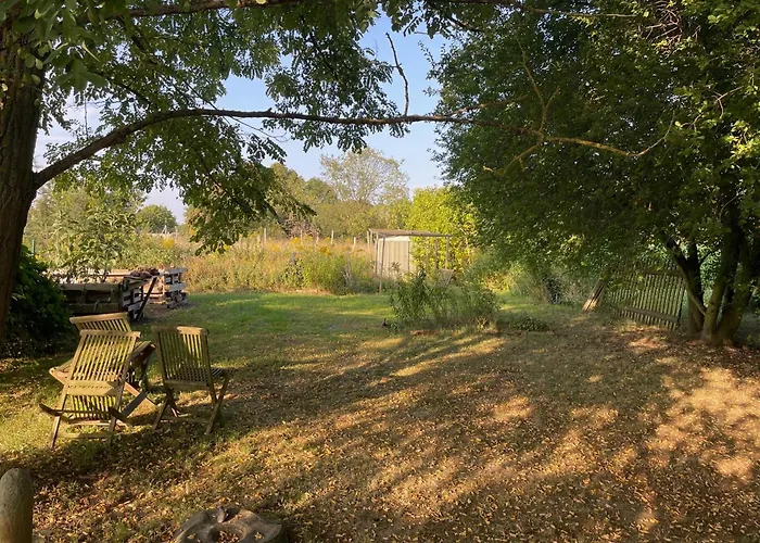 Grosszuegige Nahe Berlin * ناون