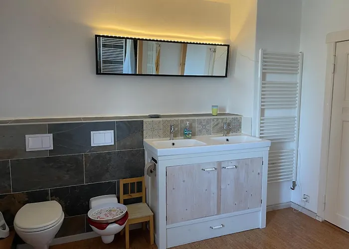 شقة Grosszuegige Nahe Berlin ناون